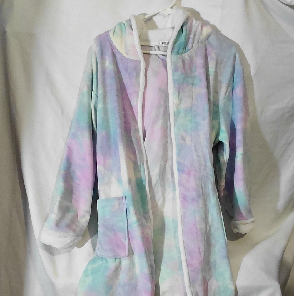 Cozy Pastel Tie-Dye Hooded Robe
